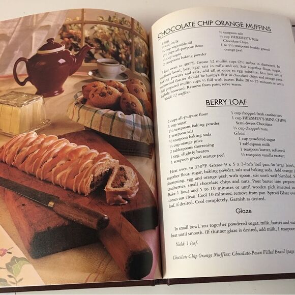 Vintage 1992 Hershey’s 1934 Cook Book Hardcover EUC - Picture 9 of 10